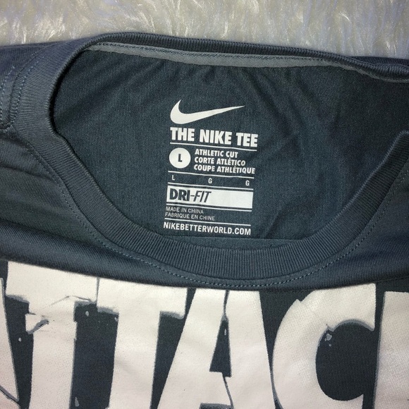Nike Tee - Picture 4 of 4